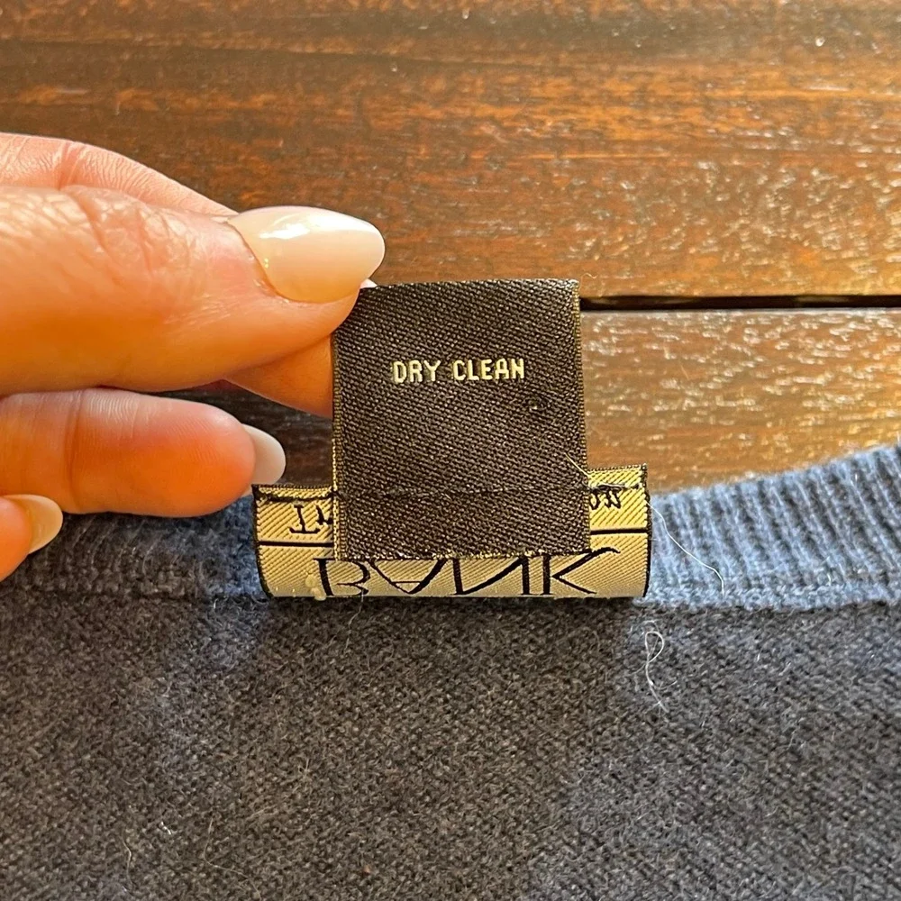 Jos A Bank Travelers Collection Mens XL Blue 100% Cashmere V-Neck Sweater F15